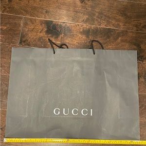 super large Gucci shopping bag
